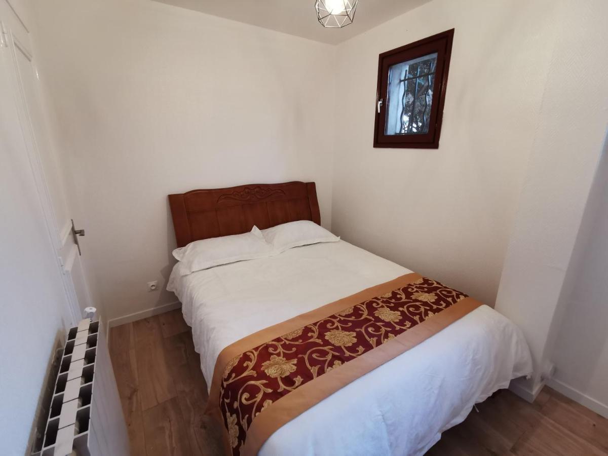 Bondy Chambre Exteriér fotografie